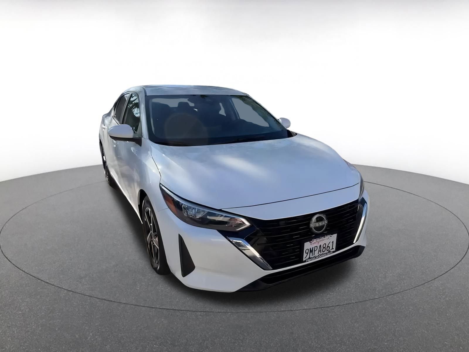 Thumbnail: 2024 Nissan Sentra - 3