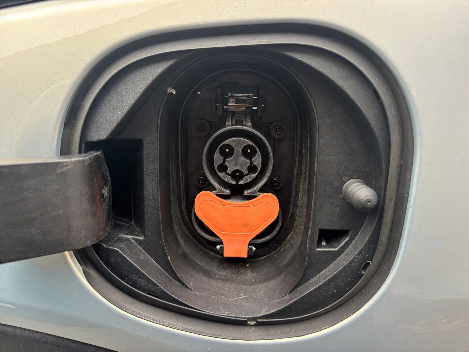 Thumbnail: 2023 Chevrolet Bolt EV - 23