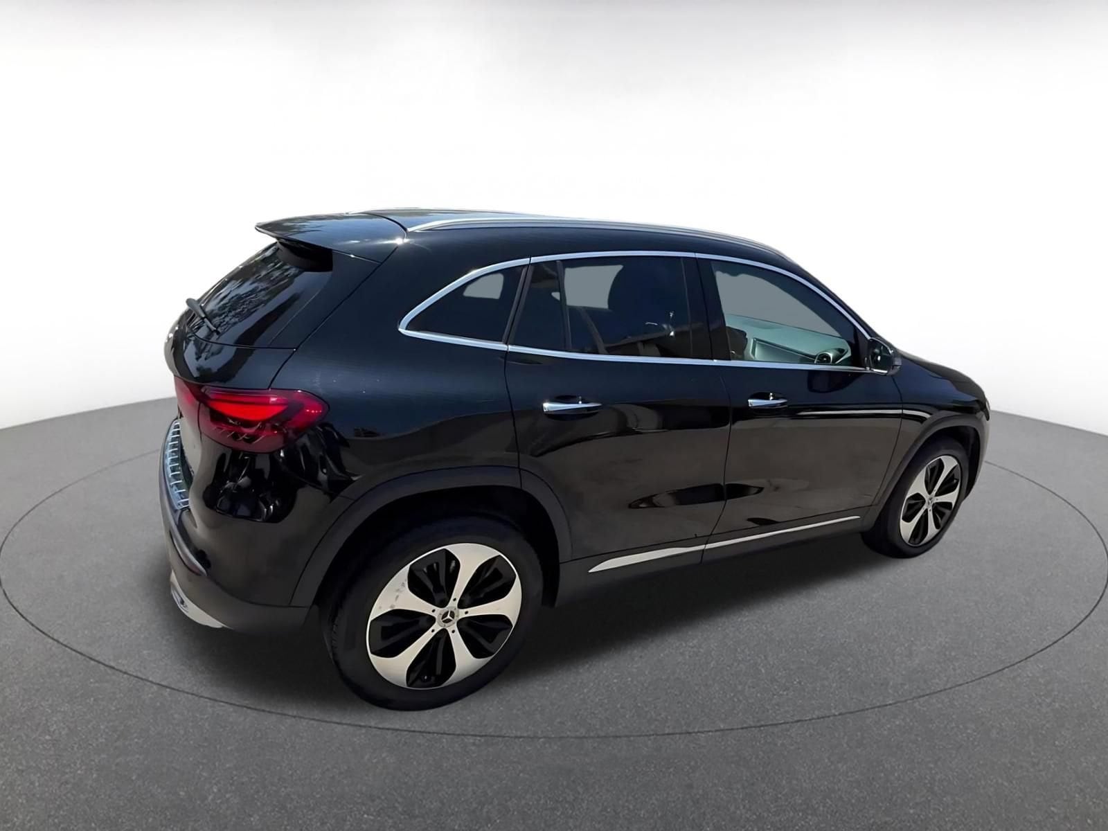 Thumbnail: 2025 Mercedes-Benz GLA - 13