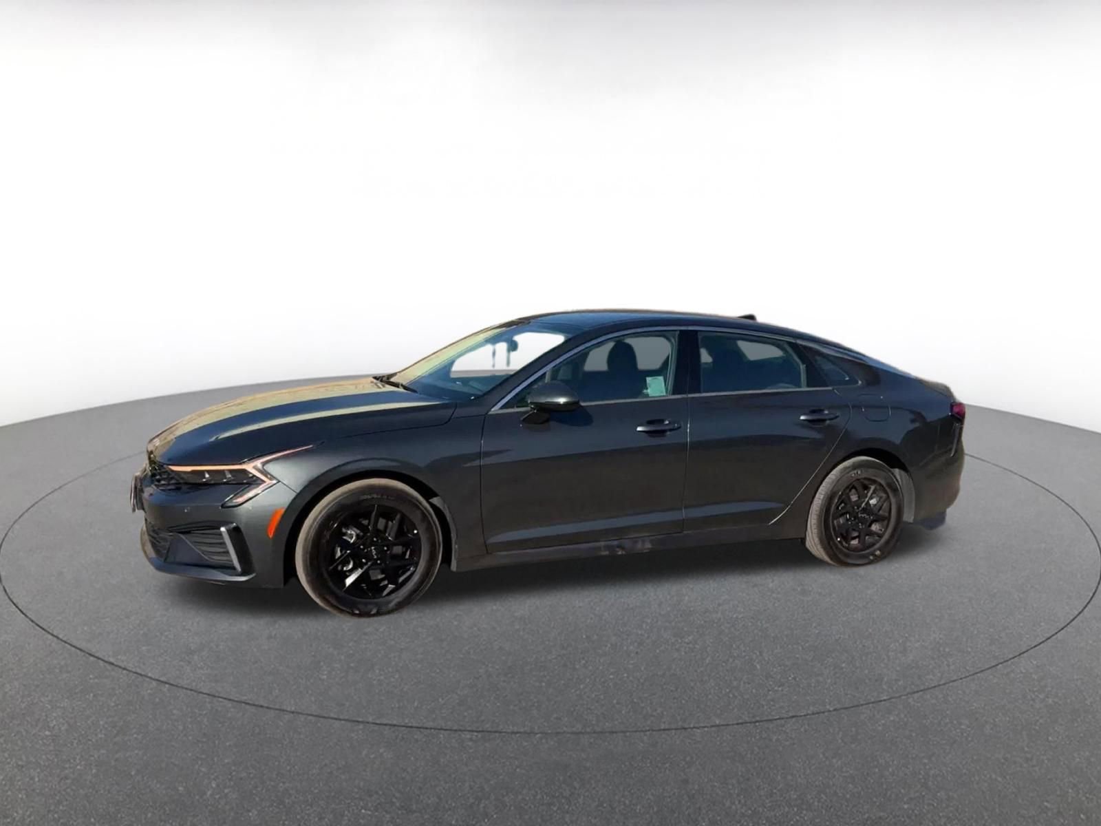 Thumbnail: 2025 Kia K5 - 8