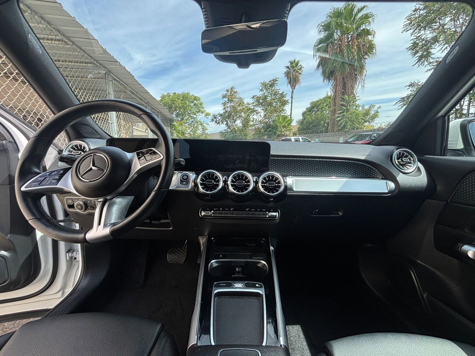 Thumbnail: 2024 Mercedes-Benz GLB - 33