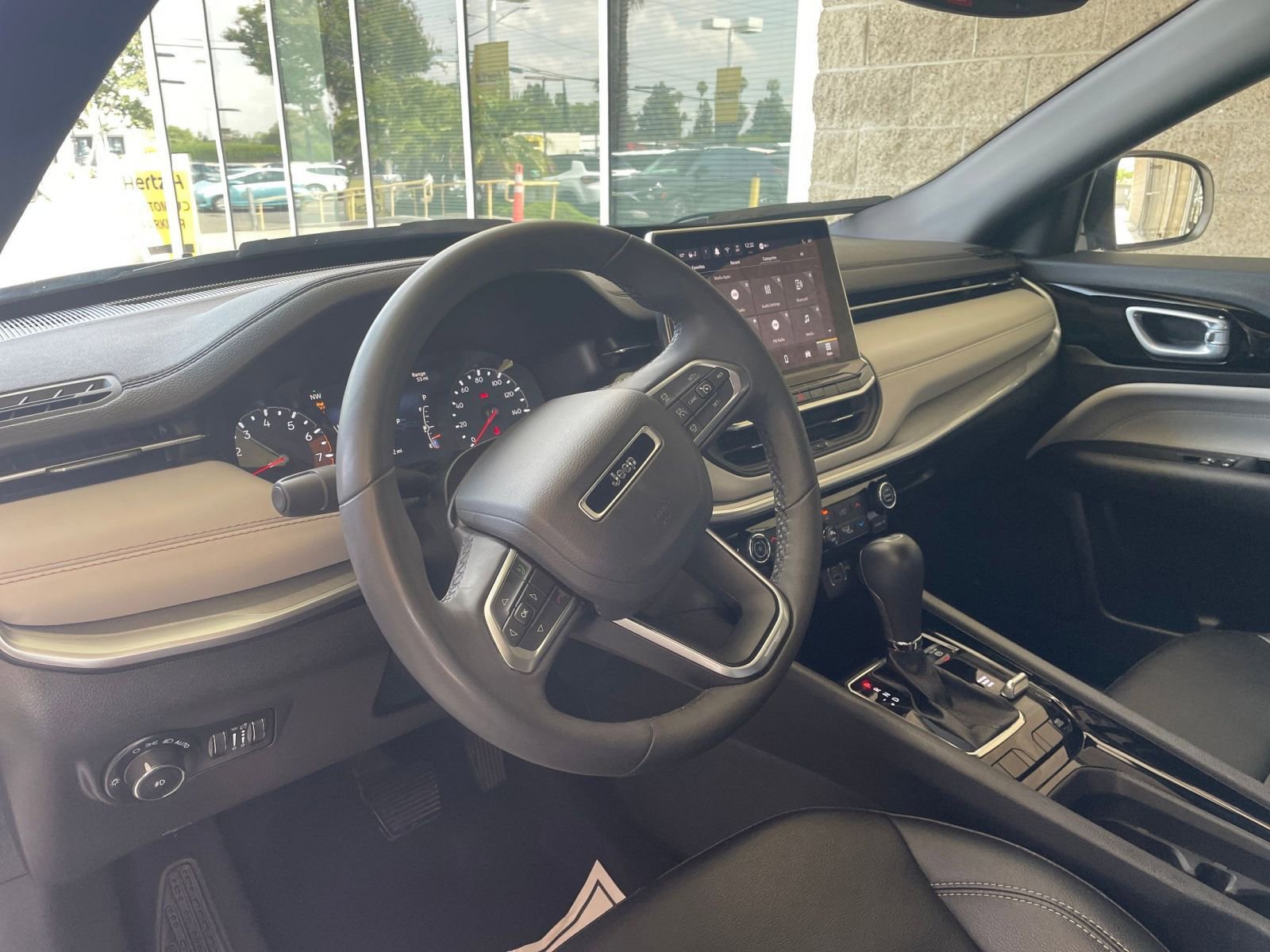 Thumbnail: 2025 Jeep Compass - 35