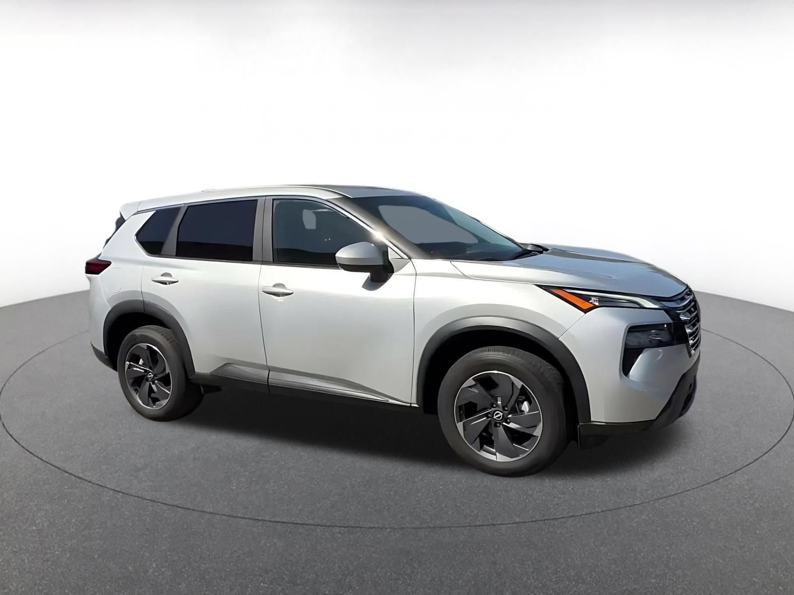 Thumbnail: 2025 Nissan Rogue - 2