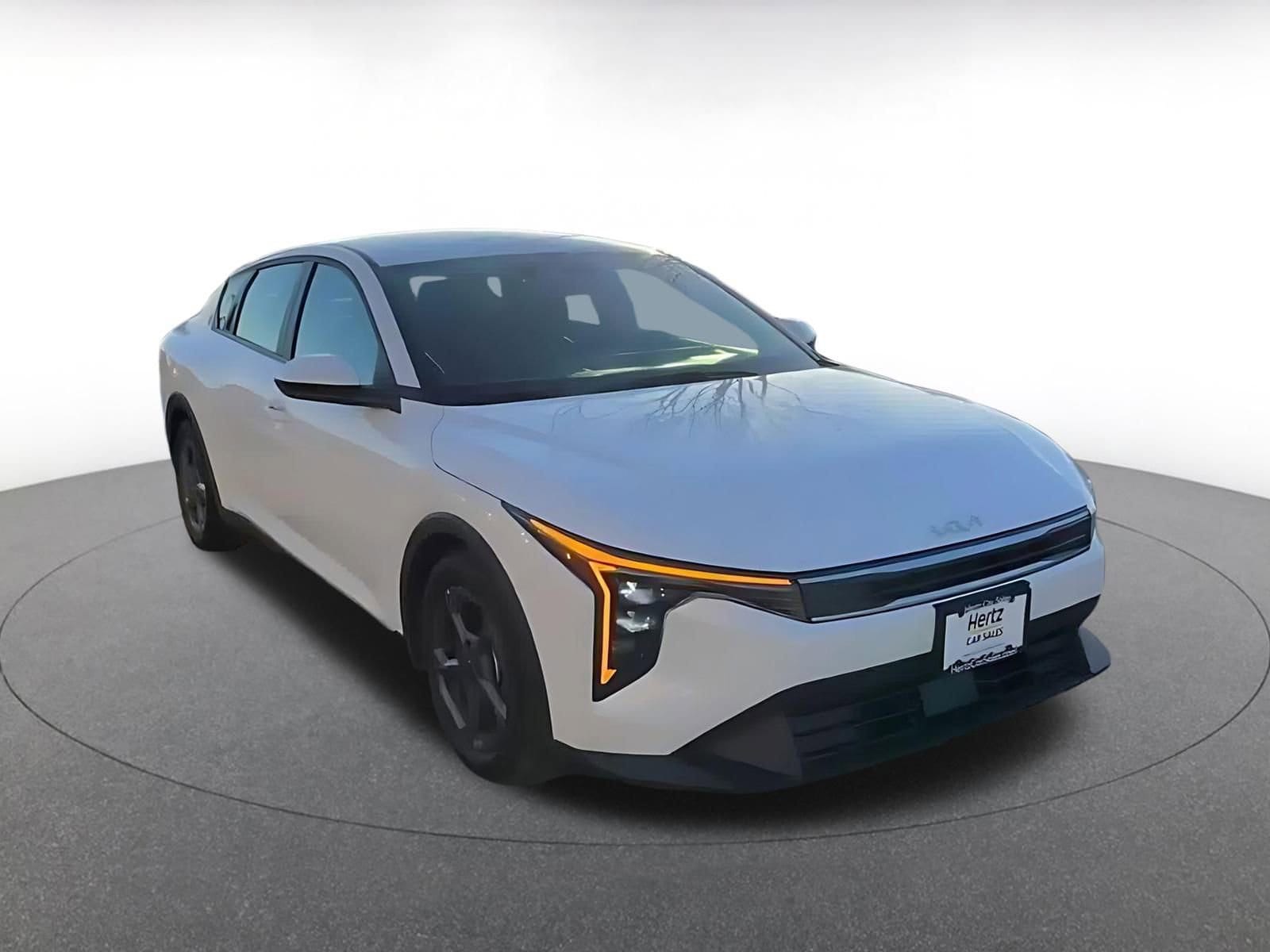 Thumbnail: 2025 Kia K4 - 3