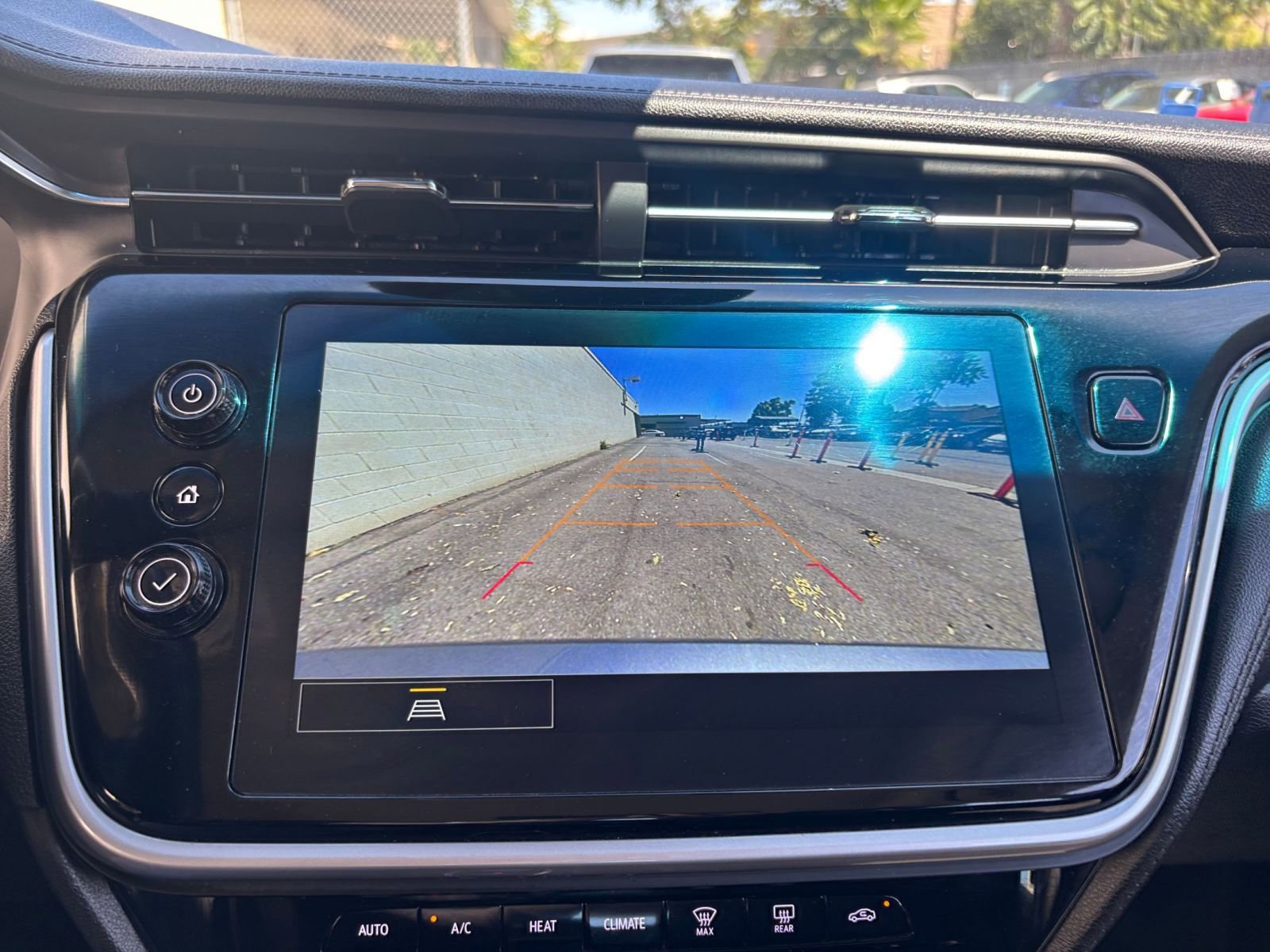 Thumbnail: 2023 Chevrolet Bolt EV - 17