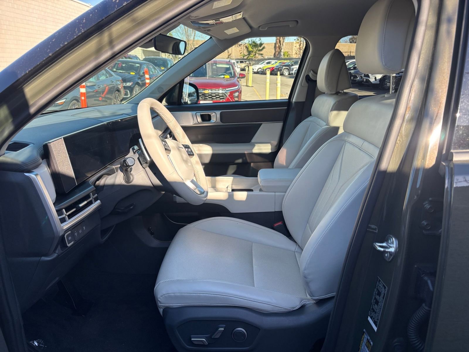 Thumbnail: 2025 Hyundai Santa Fe - 28