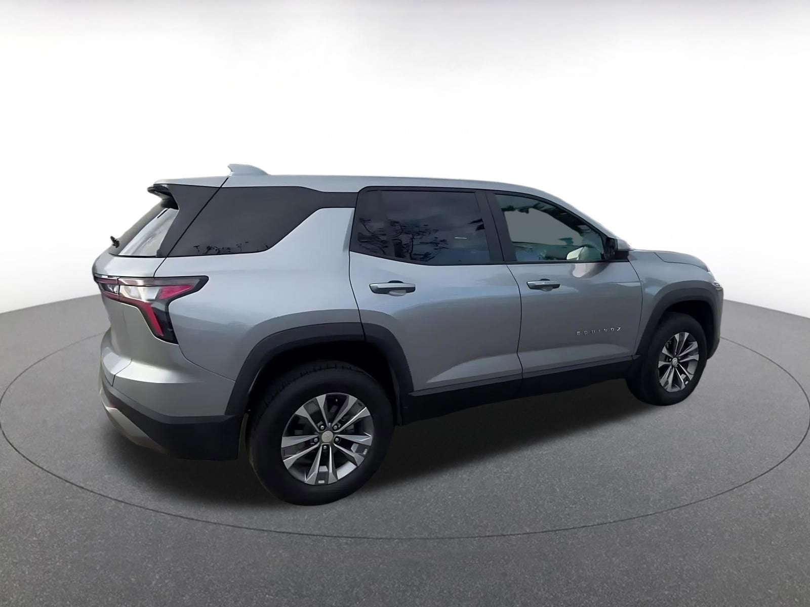 Thumbnail: 2025 Chevrolet Equinox - 15