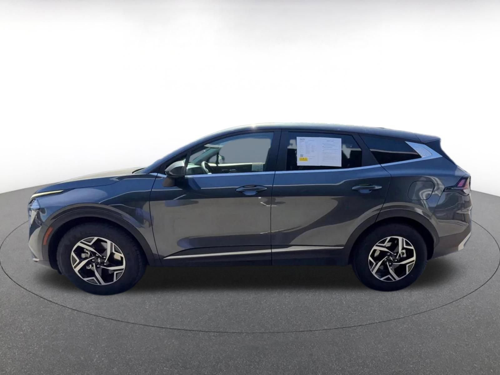 Thumbnail: 2025 Kia Sportage - 9