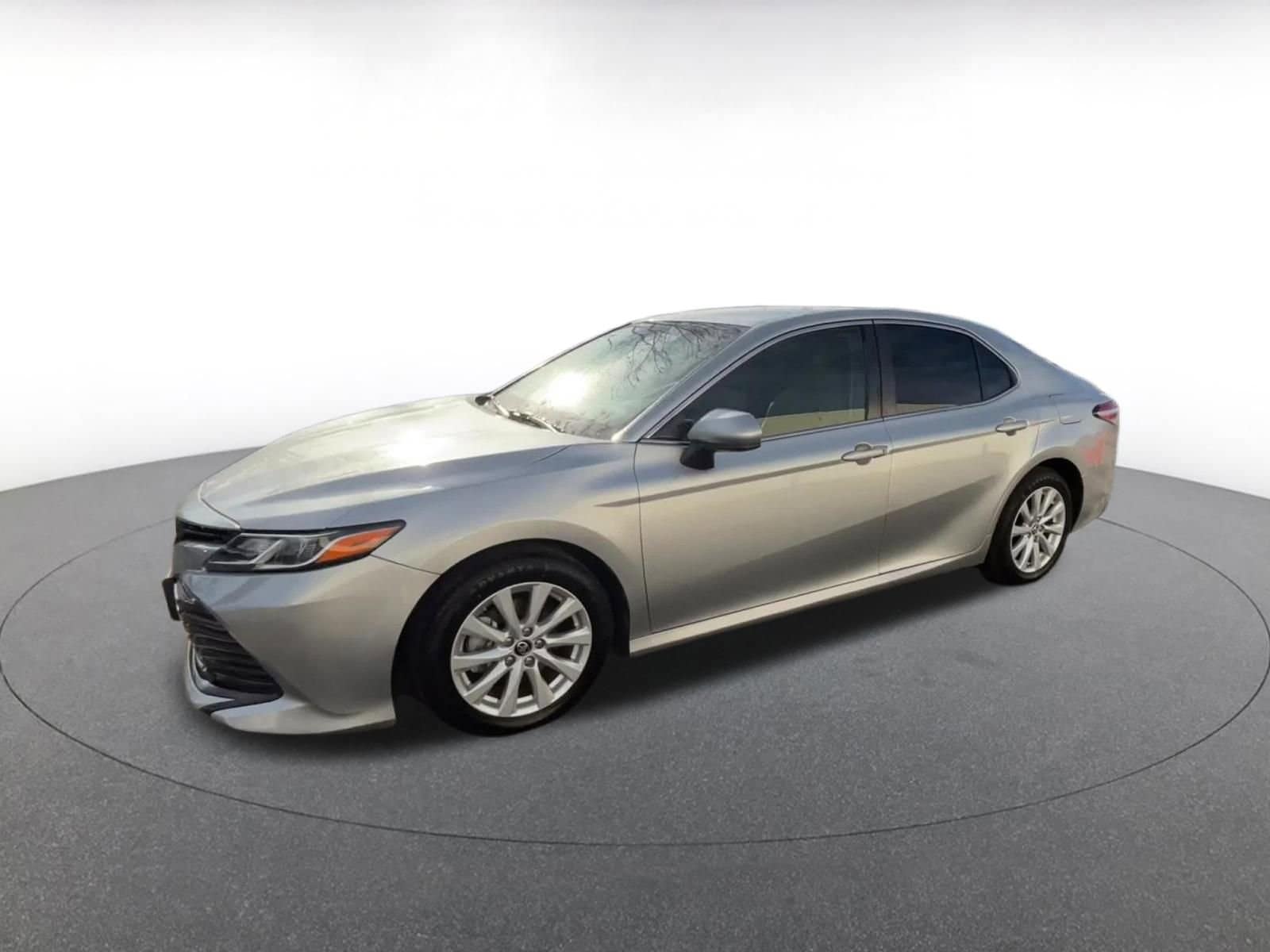 Thumbnail: 2018 Toyota Camry - 8