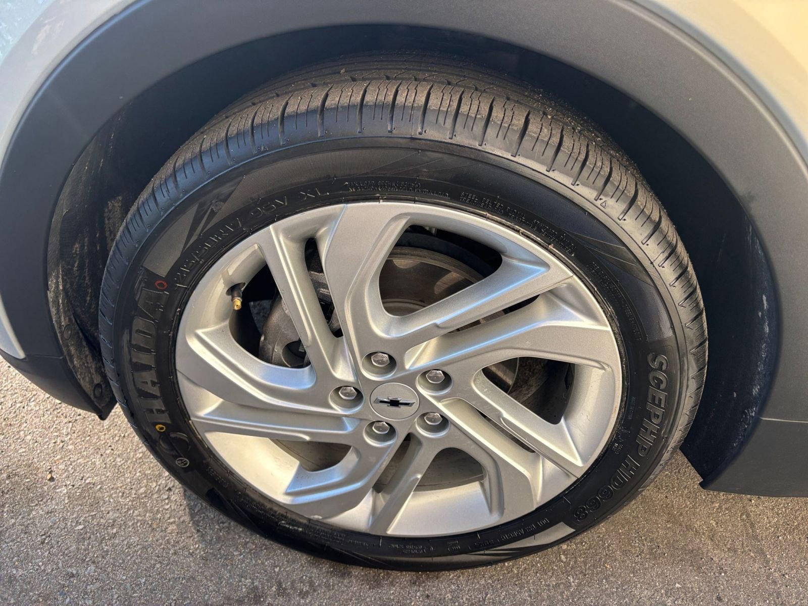 Thumbnail: 2023 Chevrolet Bolt EV - 34