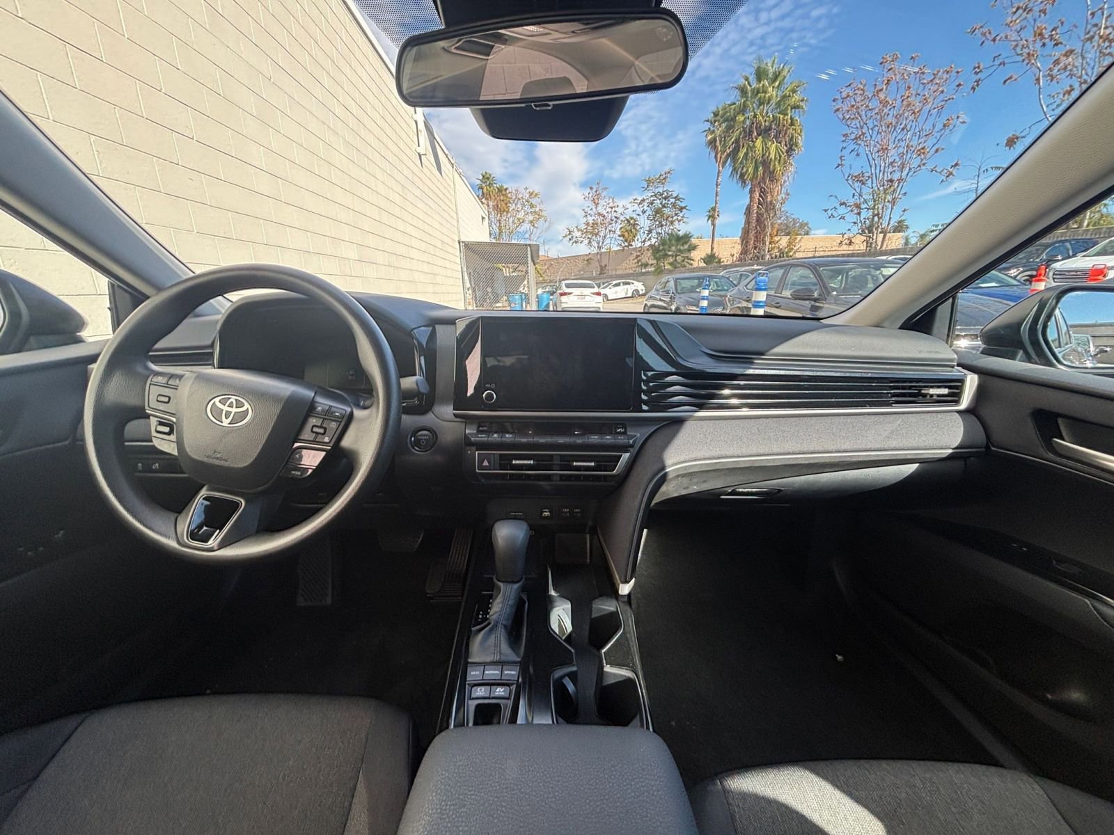 Thumbnail: 2025 Toyota Camry - 33