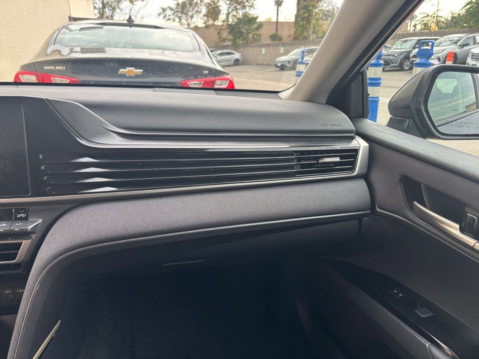 Thumbnail: 2025 Toyota Camry - 35