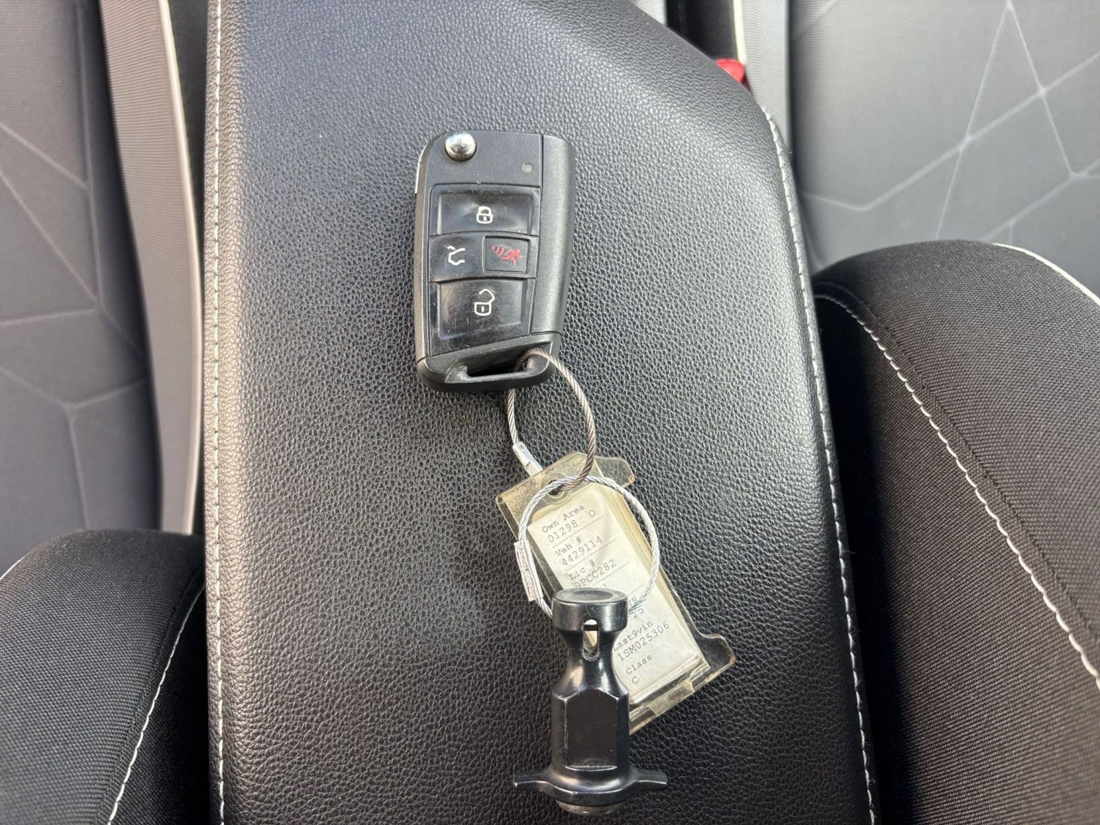 Thumbnail: 2025 Volkswagen Jetta - 21