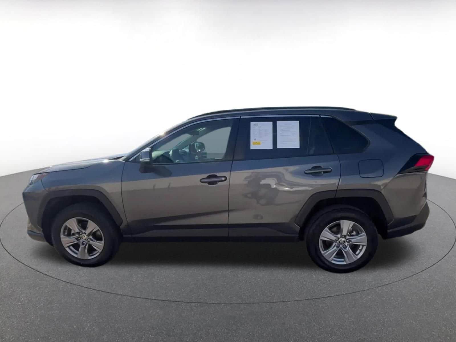 Thumbnail: 2024 Toyota RAV4 - 9