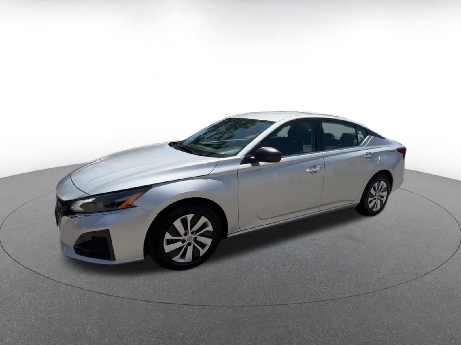 Thumbnail: 2024 Nissan Altima - 8