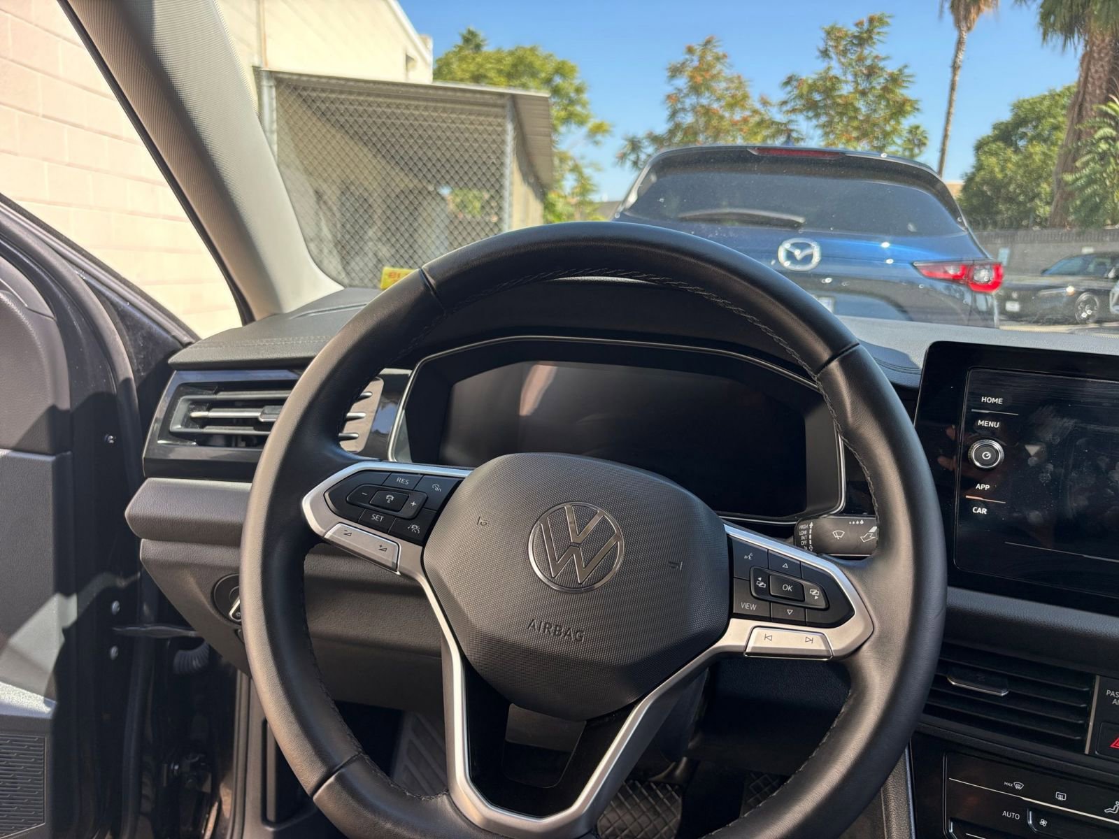 Thumbnail: 2025 Volkswagen Jetta - 34