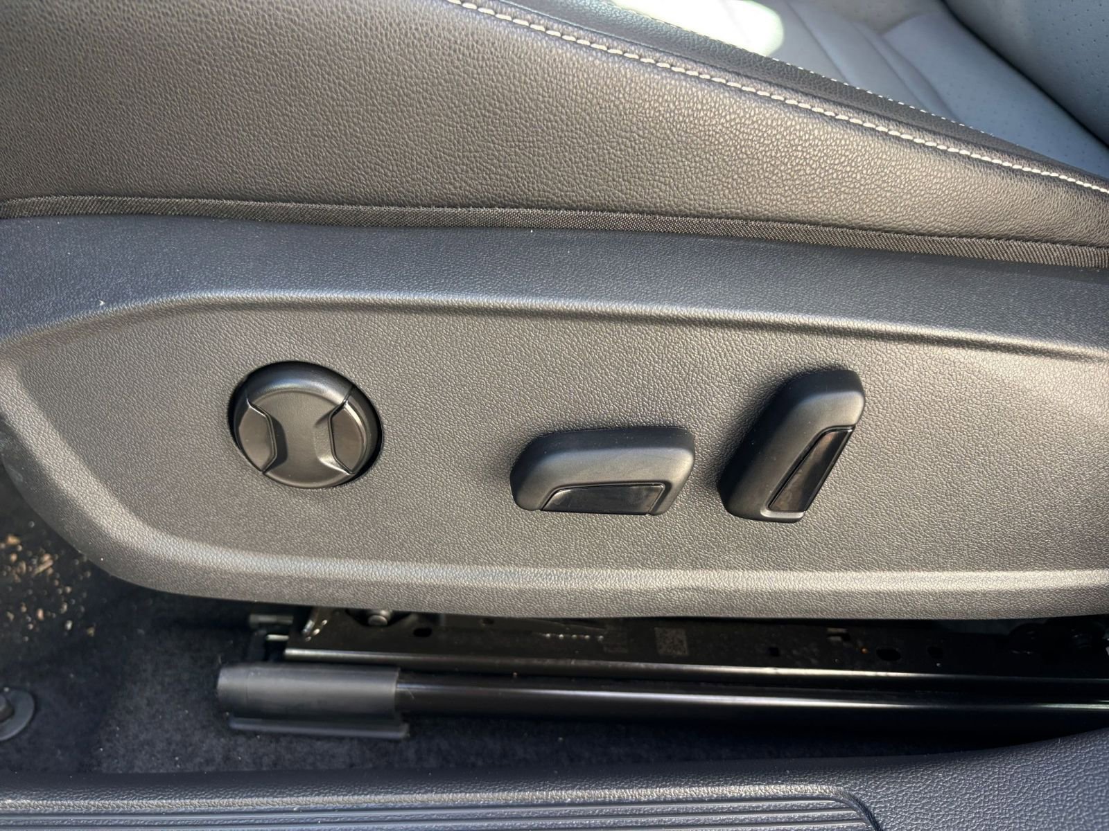 Thumbnail: 2025 Volkswagen Jetta - 23