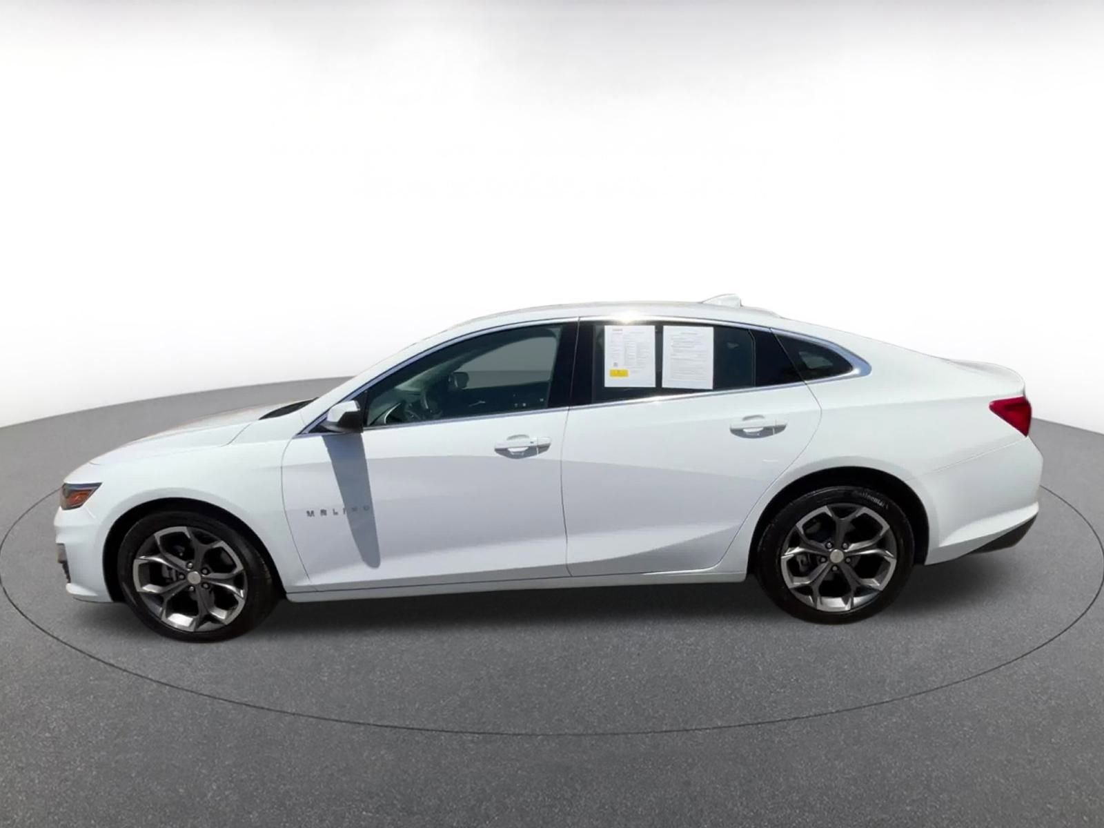 Thumbnail: 2024 Chevrolet Malibu - 8