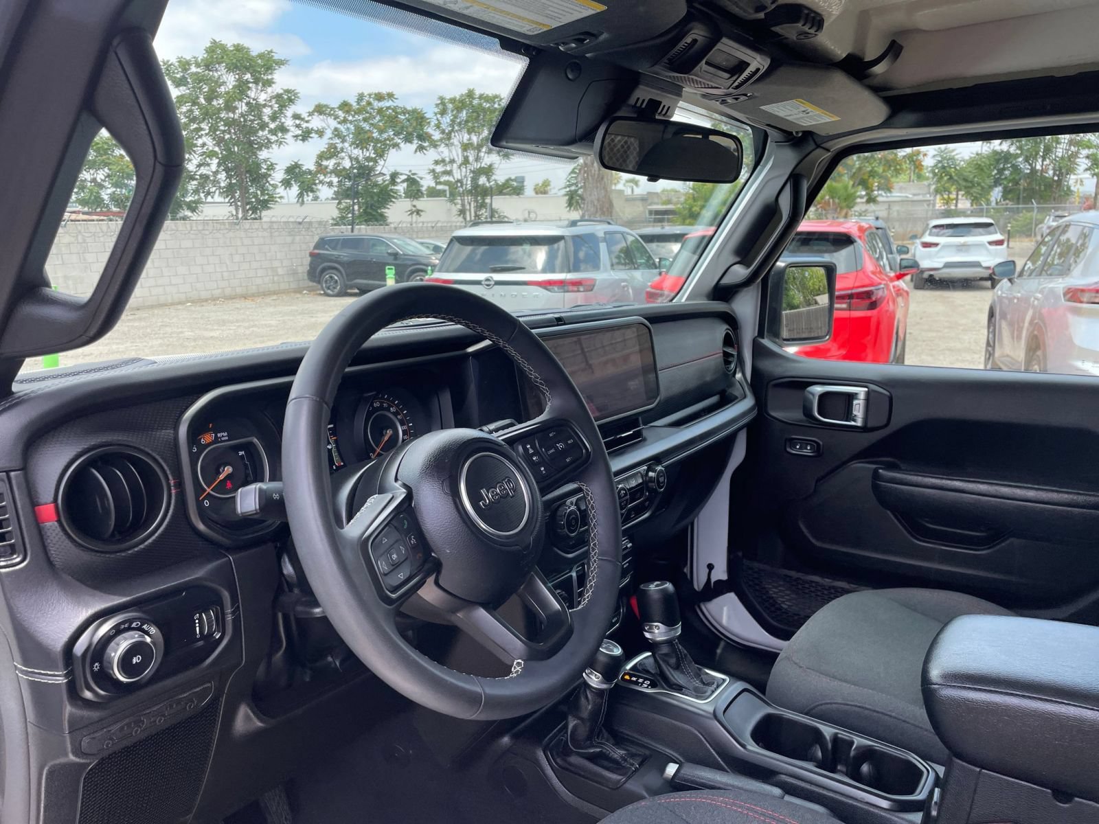 Thumbnail: 2025 Jeep Wrangler - 32