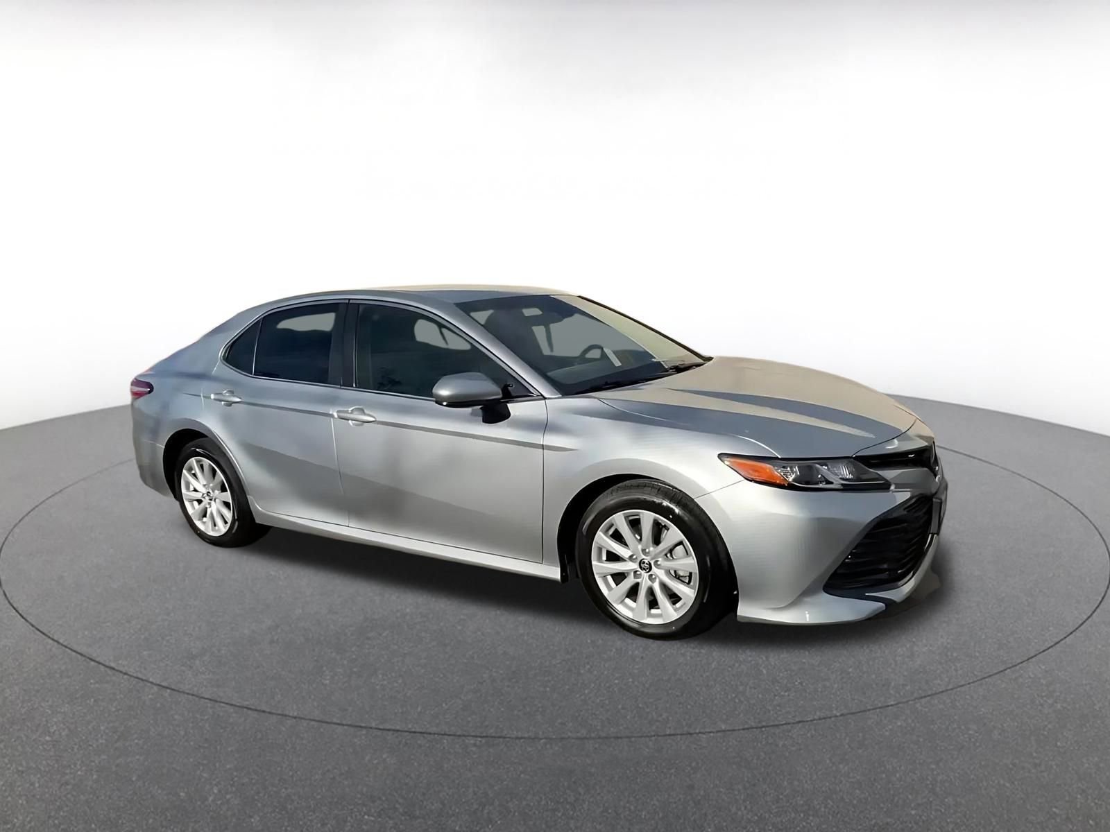Thumbnail: 2018 Toyota Camry - 2