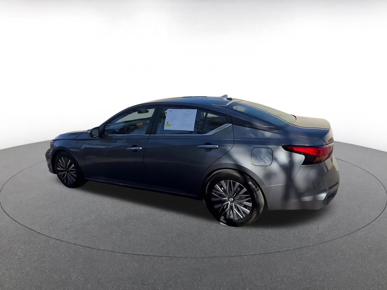 Thumbnail: 2025 Nissan Altima - 10