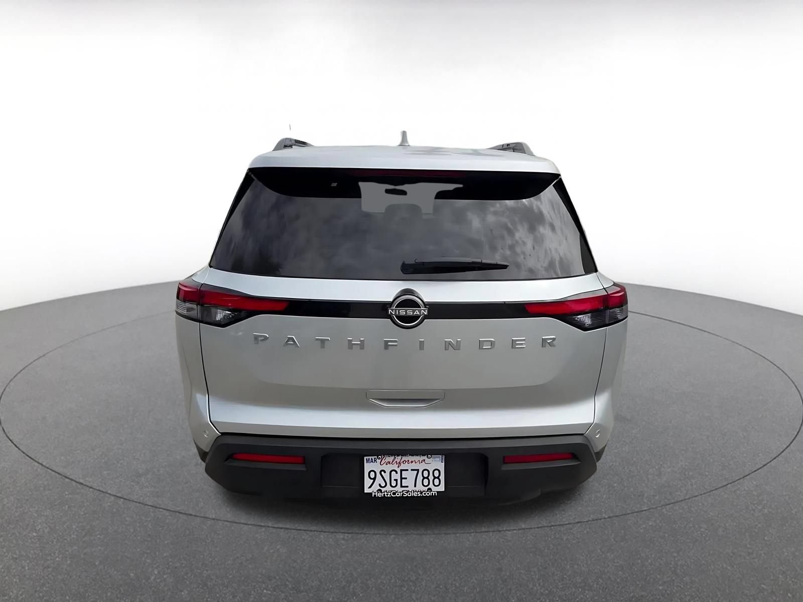 Thumbnail: 2025 Nissan Pathfinder - 12