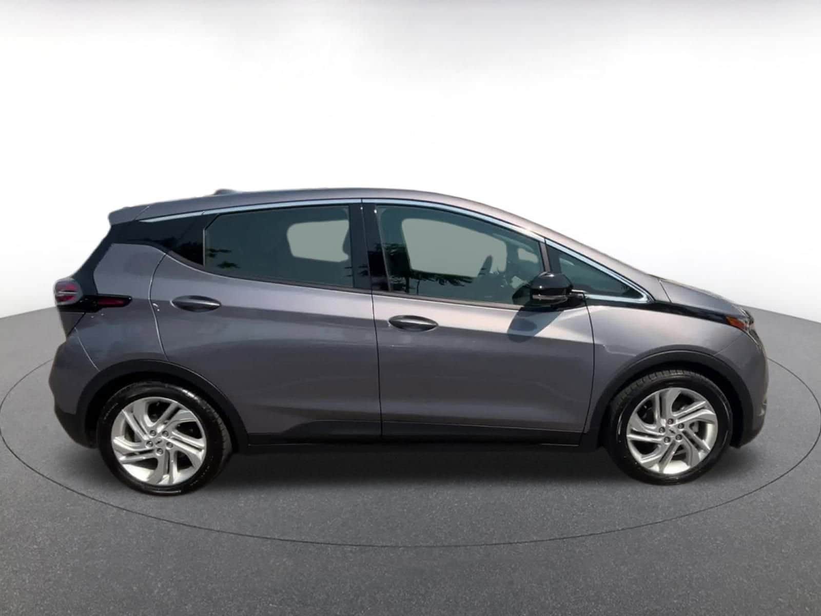Thumbnail: 2023 Chevrolet Bolt EV - 16