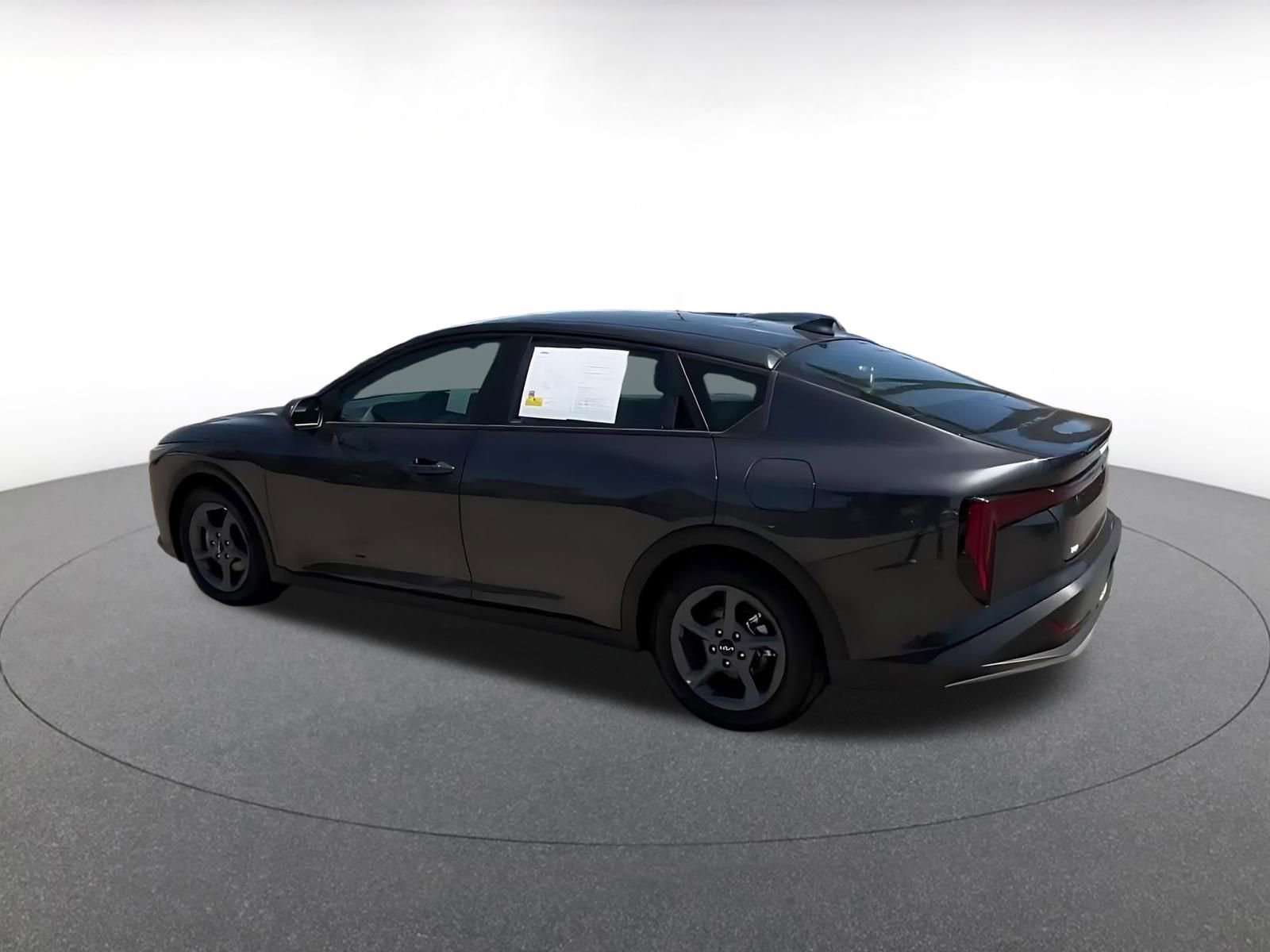 Thumbnail: 2025 Kia K4 - 10