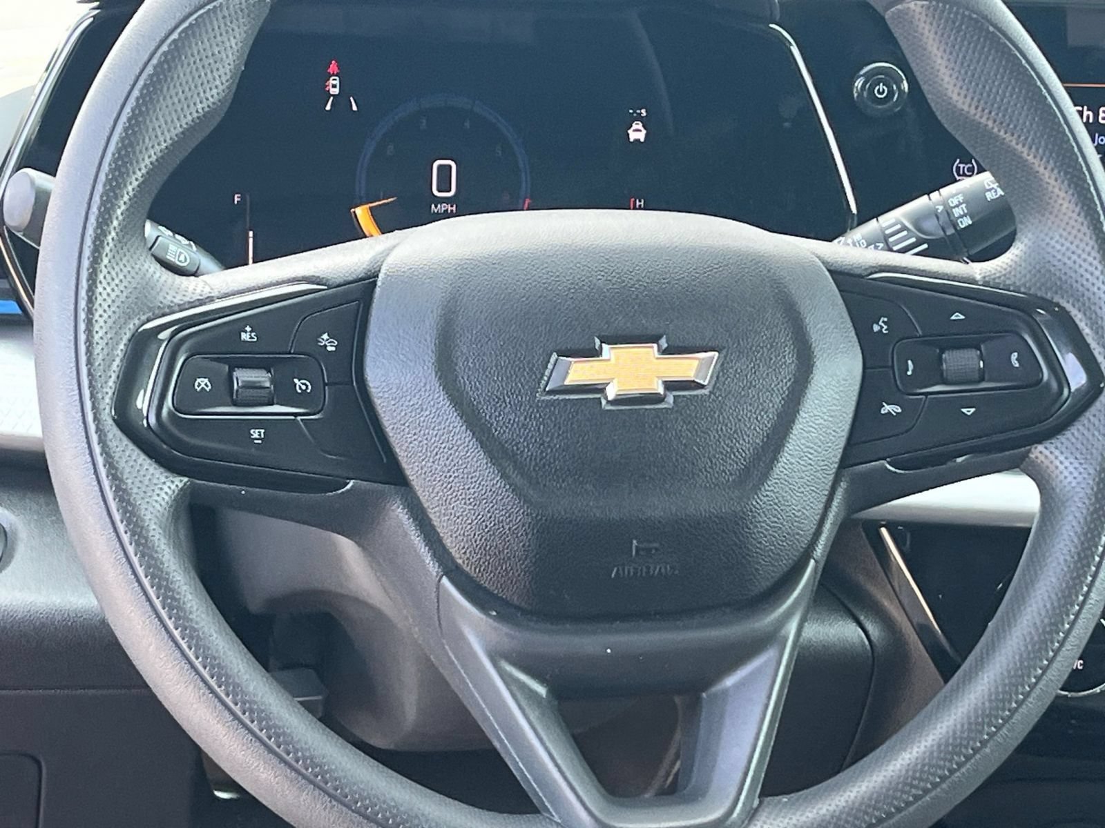 Thumbnail: 2025 Chevrolet Trax - 29