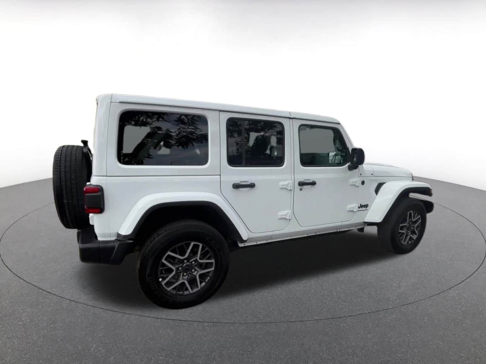 Thumbnail: 2025 Jeep Wrangler - 15
