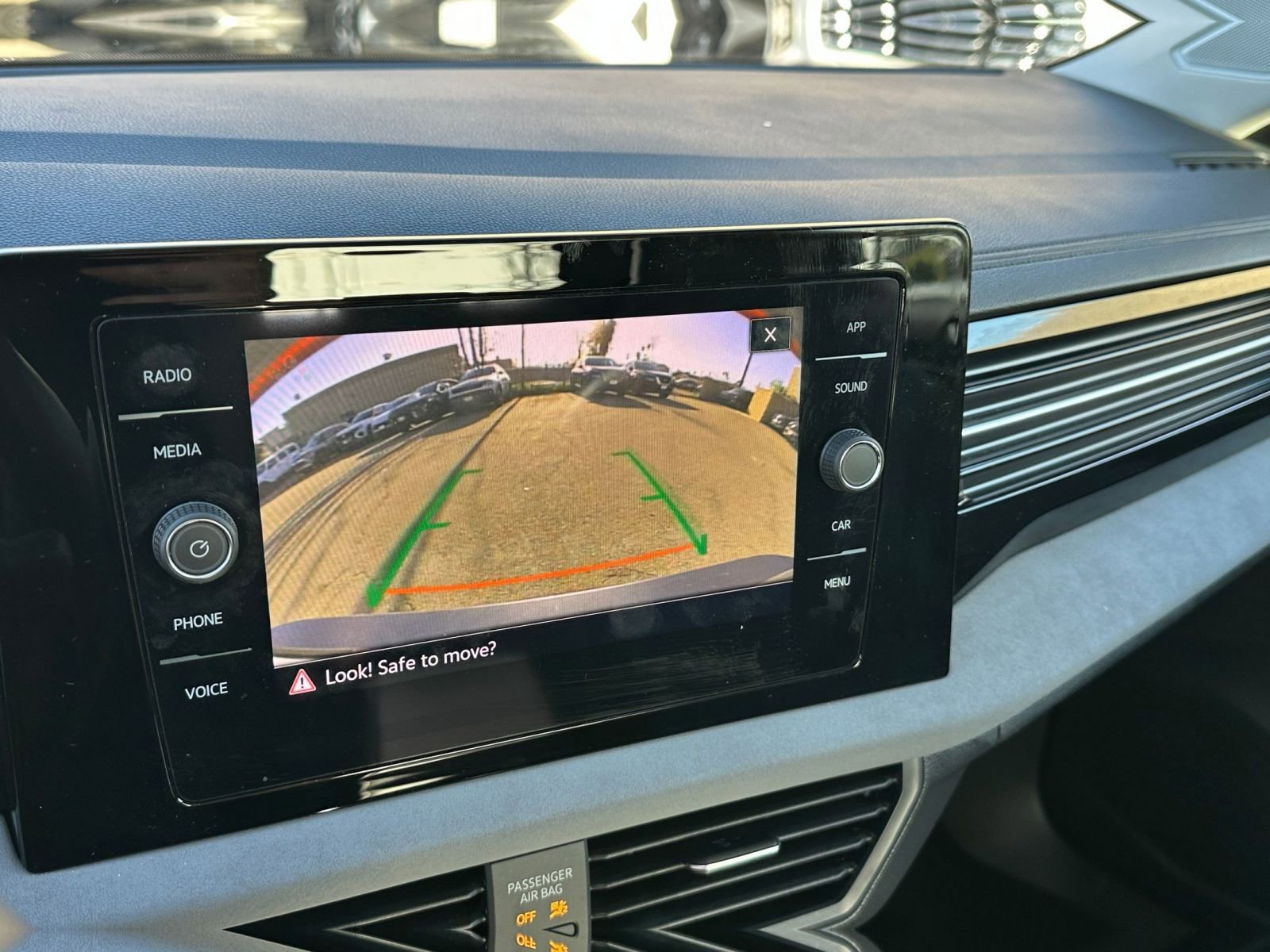 Thumbnail: 2025 Volkswagen Jetta - 24