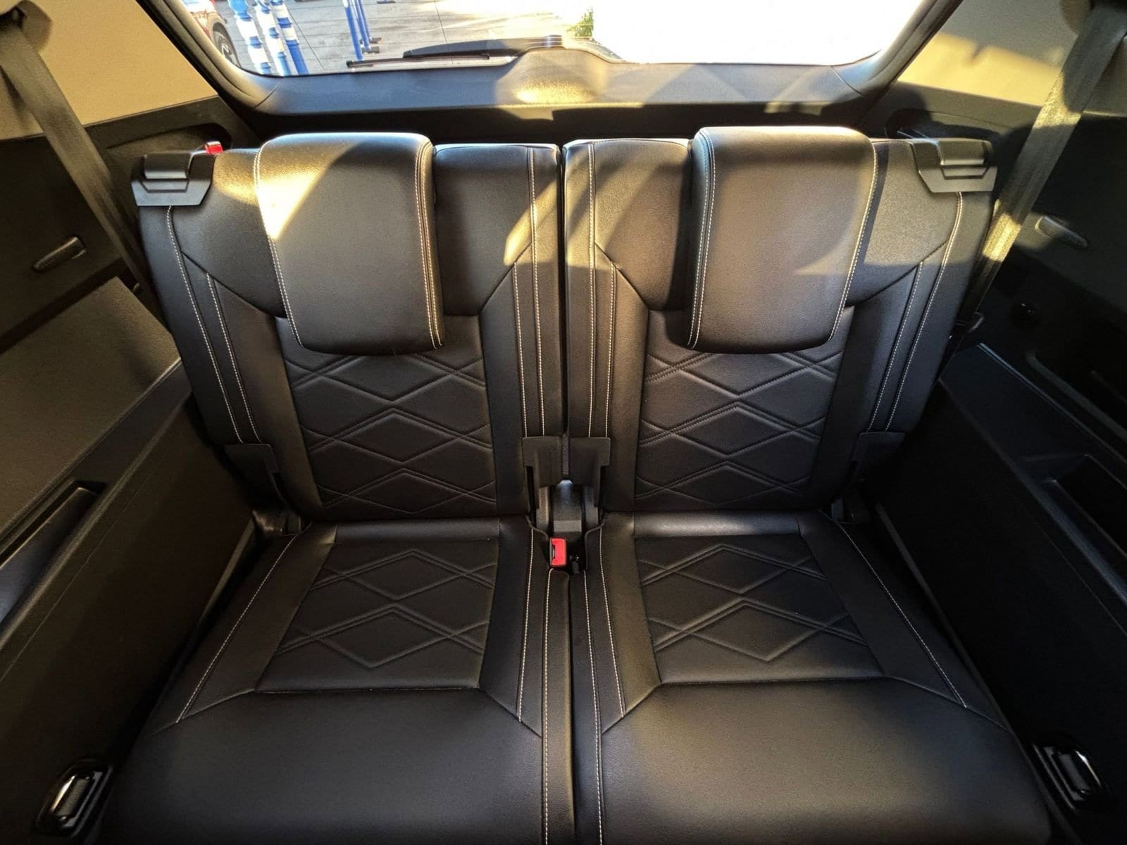 Thumbnail: 2025 Volkswagen Atlas - 21