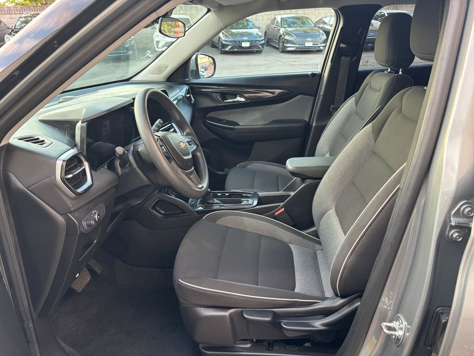 Thumbnail: 2024 Chevrolet TrailBlazer - 27