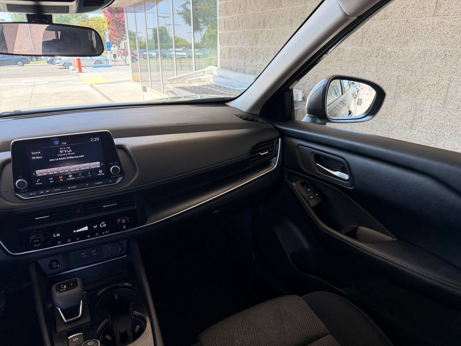 Thumbnail: 2025 Nissan Rogue - 32