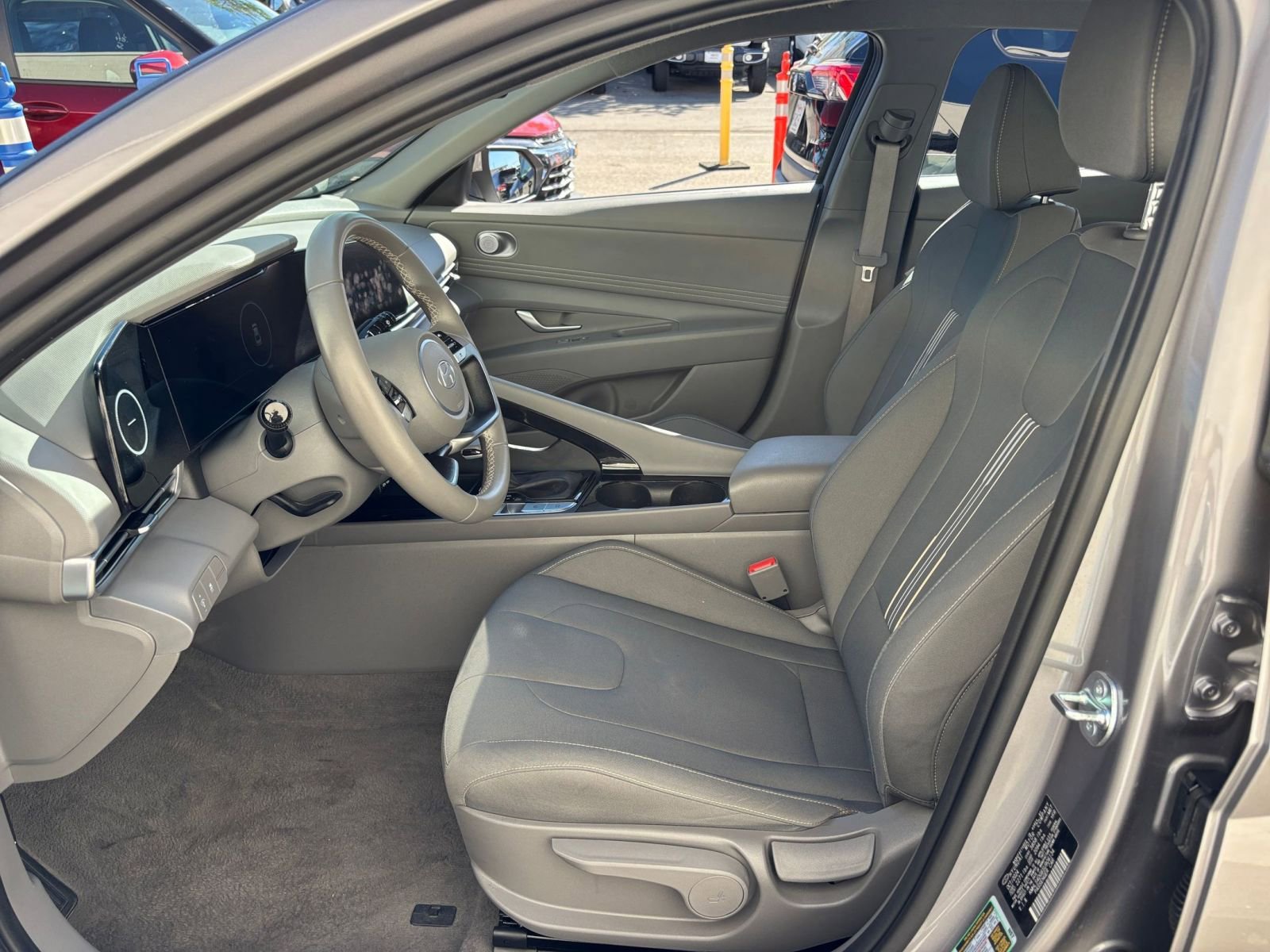 Thumbnail: 2025 Hyundai Elantra - 27