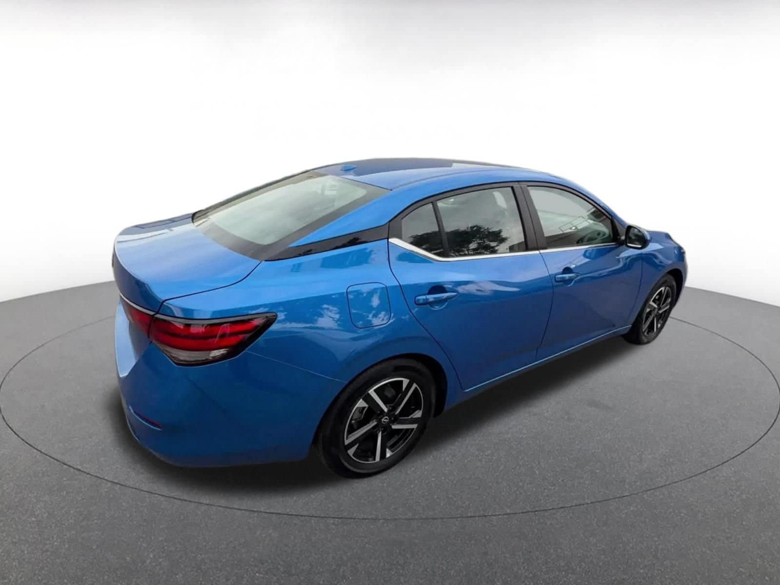 Thumbnail: 2025 Nissan Sentra - 14