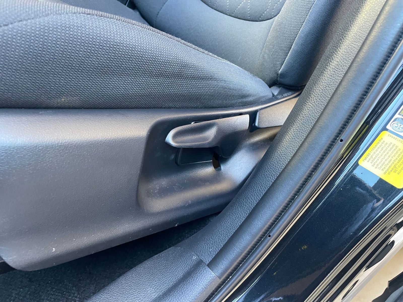 Thumbnail: 2025 Toyota Corolla Cross - 23