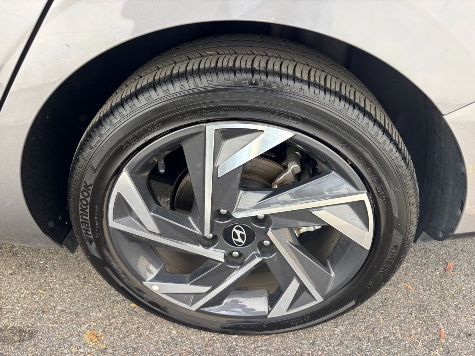 Thumbnail: 2025 Hyundai Elantra - 30