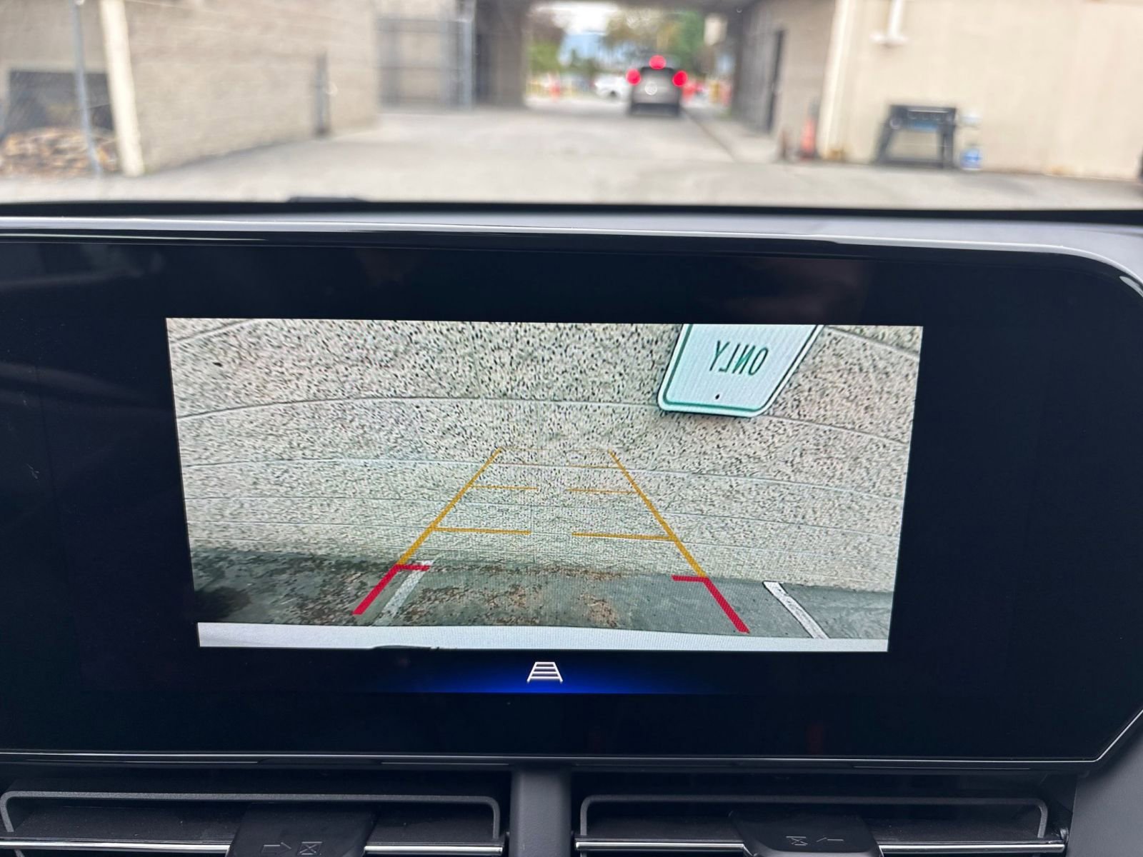 Thumbnail: 2025 Chevrolet Trax - 27