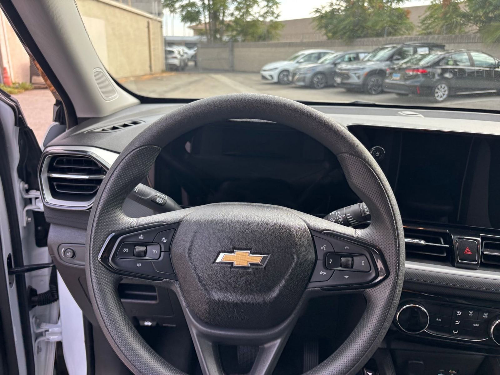 Thumbnail: 2025 Chevrolet TrailBlazer - 34