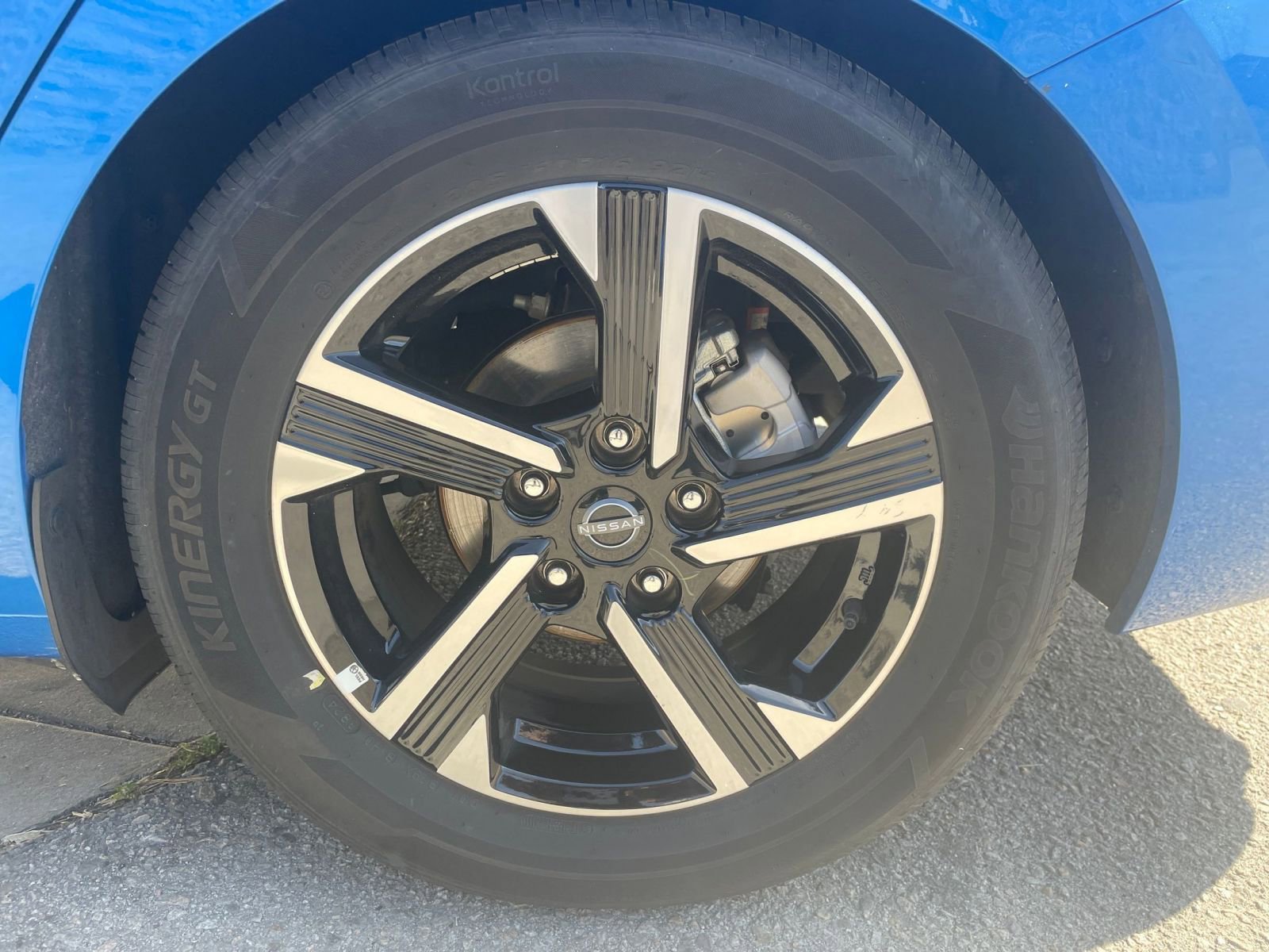 Thumbnail: 2025 Nissan Sentra - 29