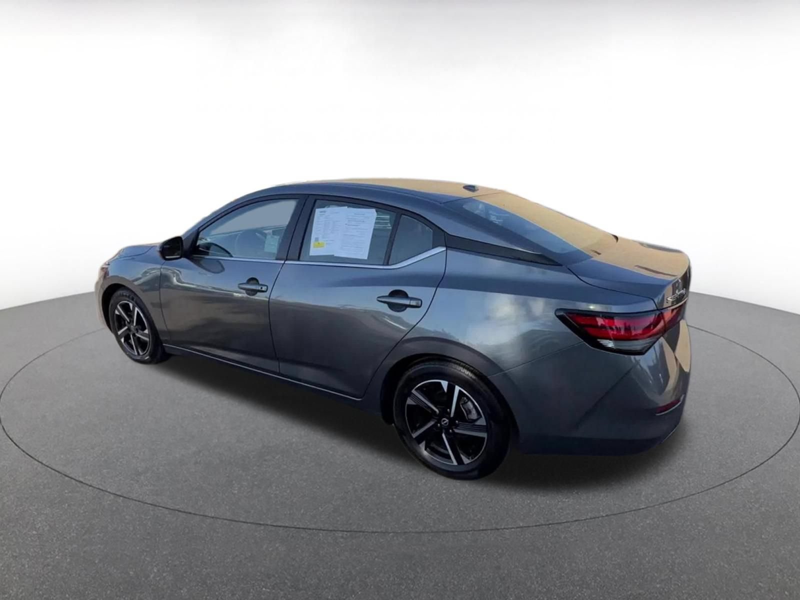 Thumbnail: 2025 Nissan Sentra - 10