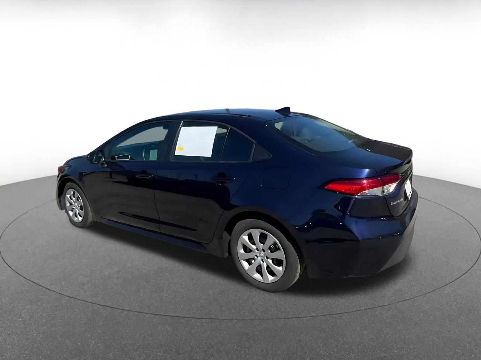 Thumbnail: 2025 Toyota Corolla - 10