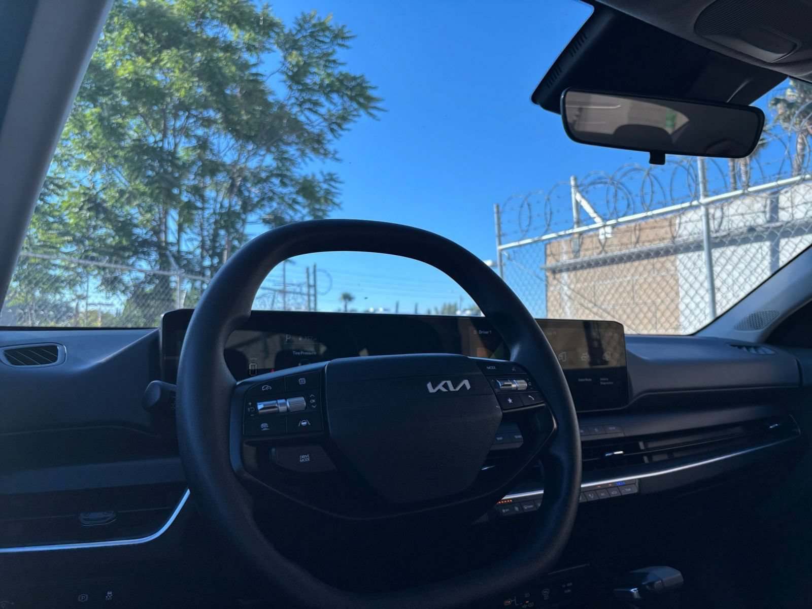 Thumbnail: 2025 Kia K4 - 34