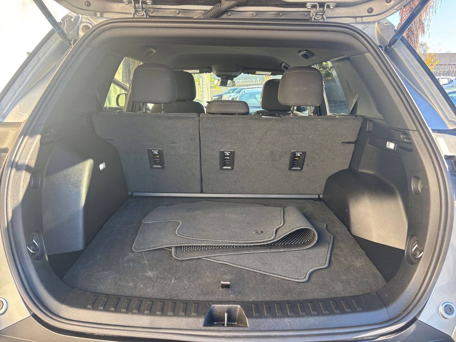 Thumbnail: 2025 Chevrolet Equinox - 31