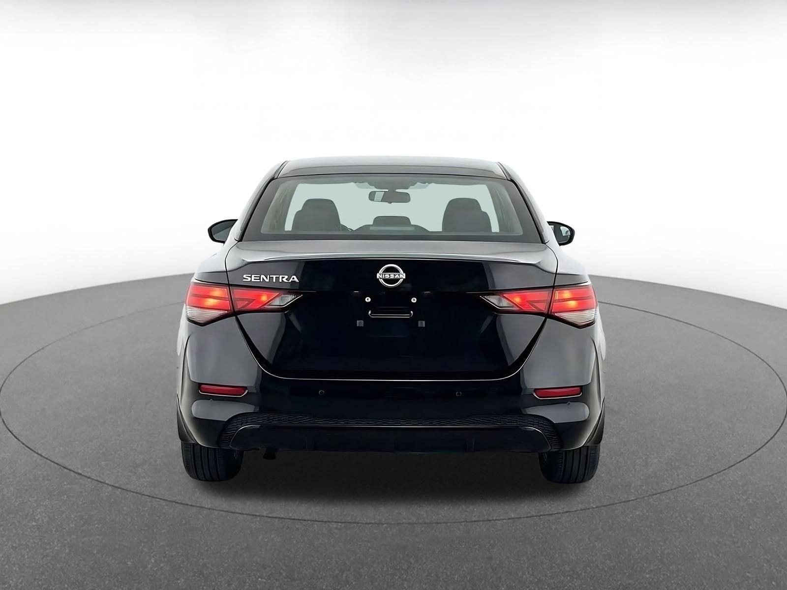 Thumbnail: 2025 Nissan Sentra - 8