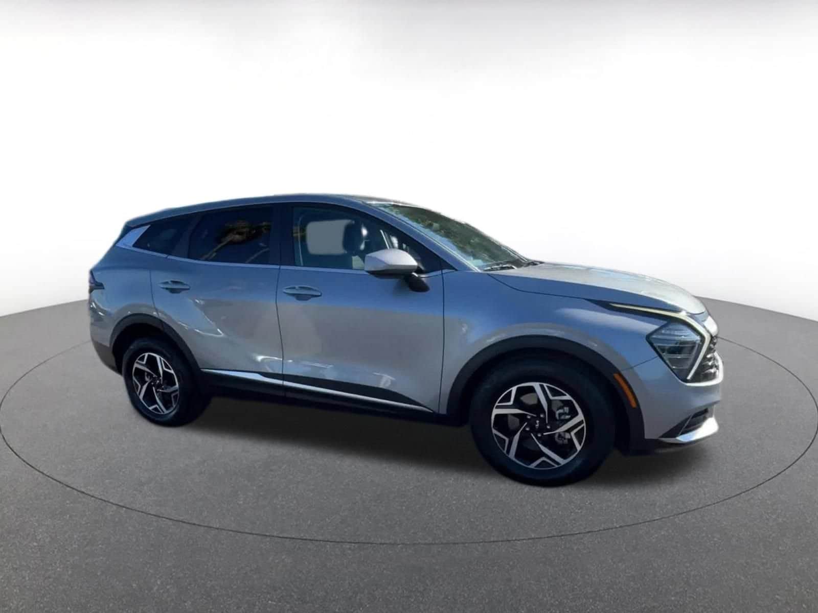 Thumbnail: 2025 Kia Sportage - 2