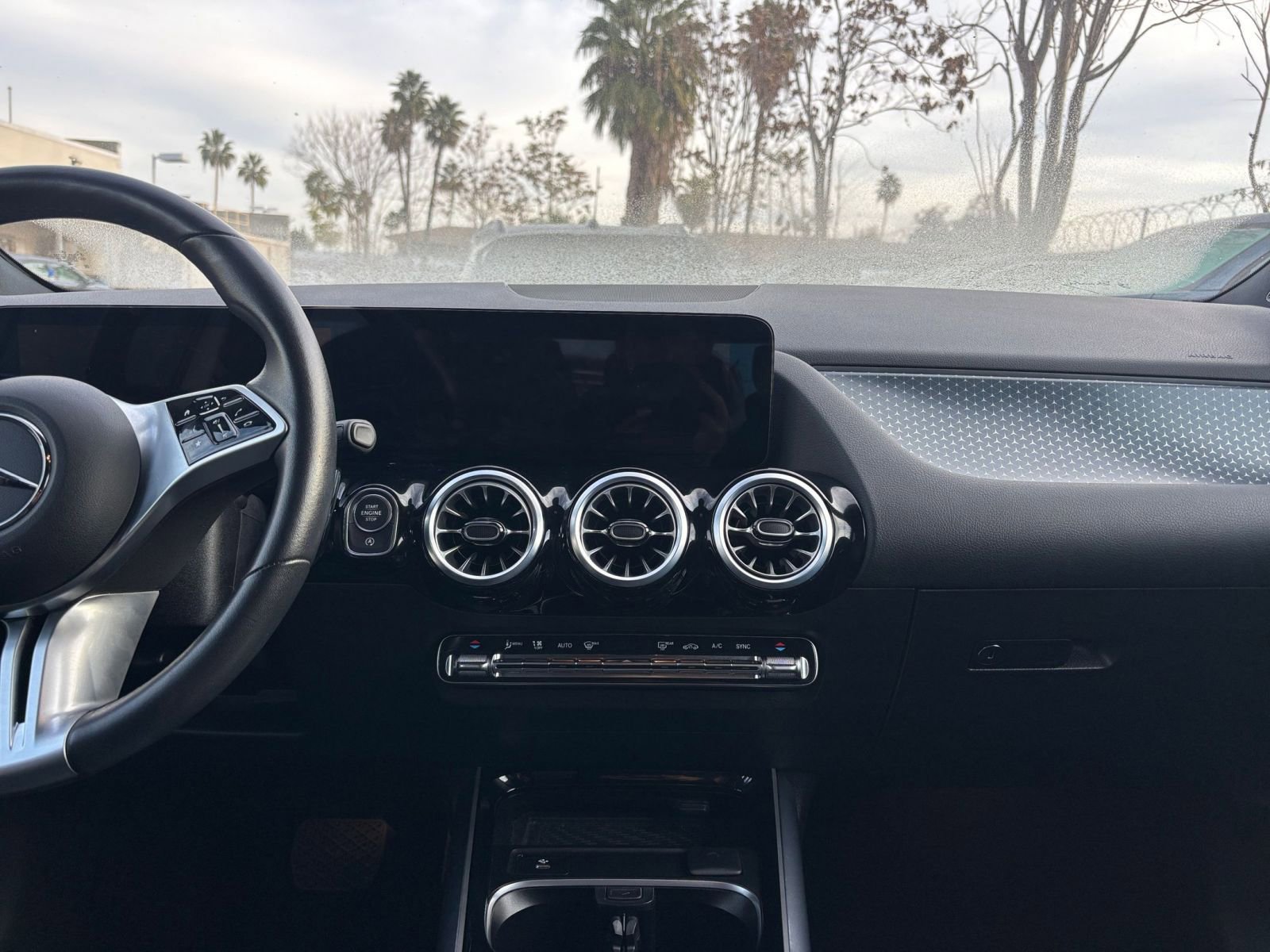 Thumbnail: 2025 Mercedes-Benz GLA - 18