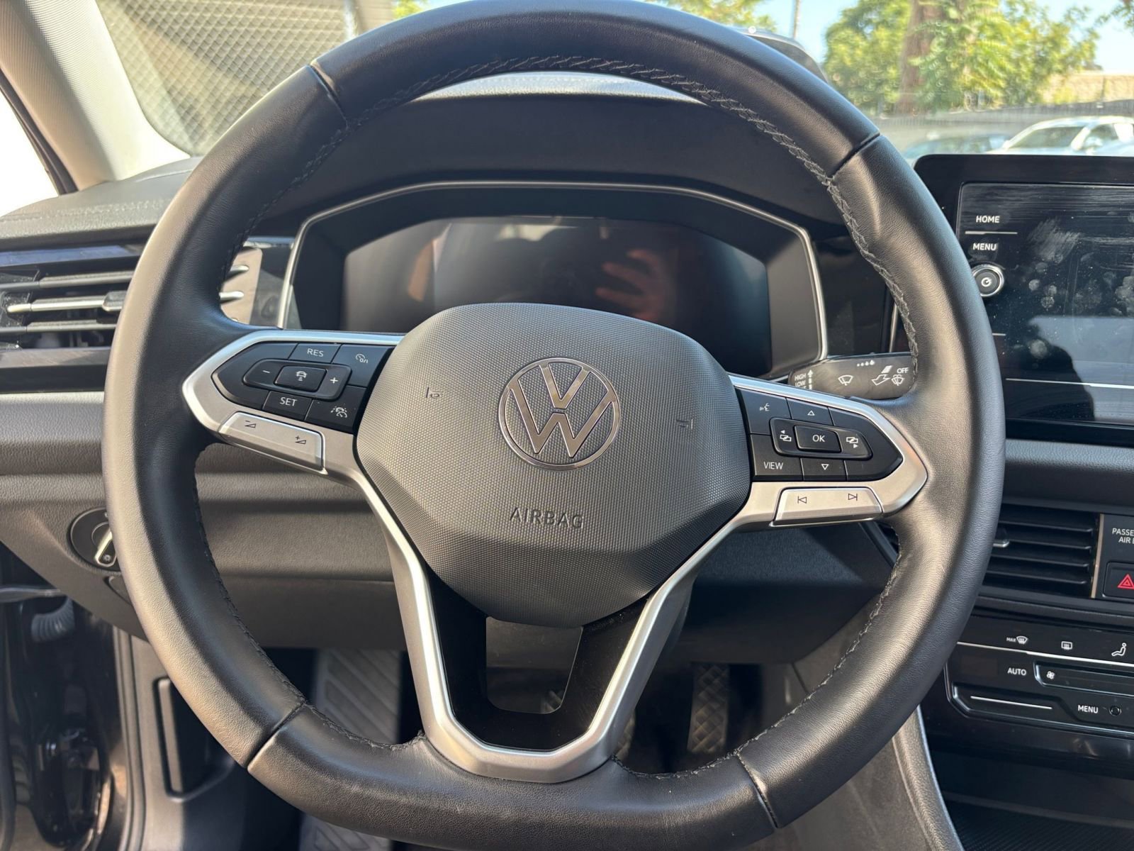 Thumbnail: 2025 Volkswagen Jetta - 28