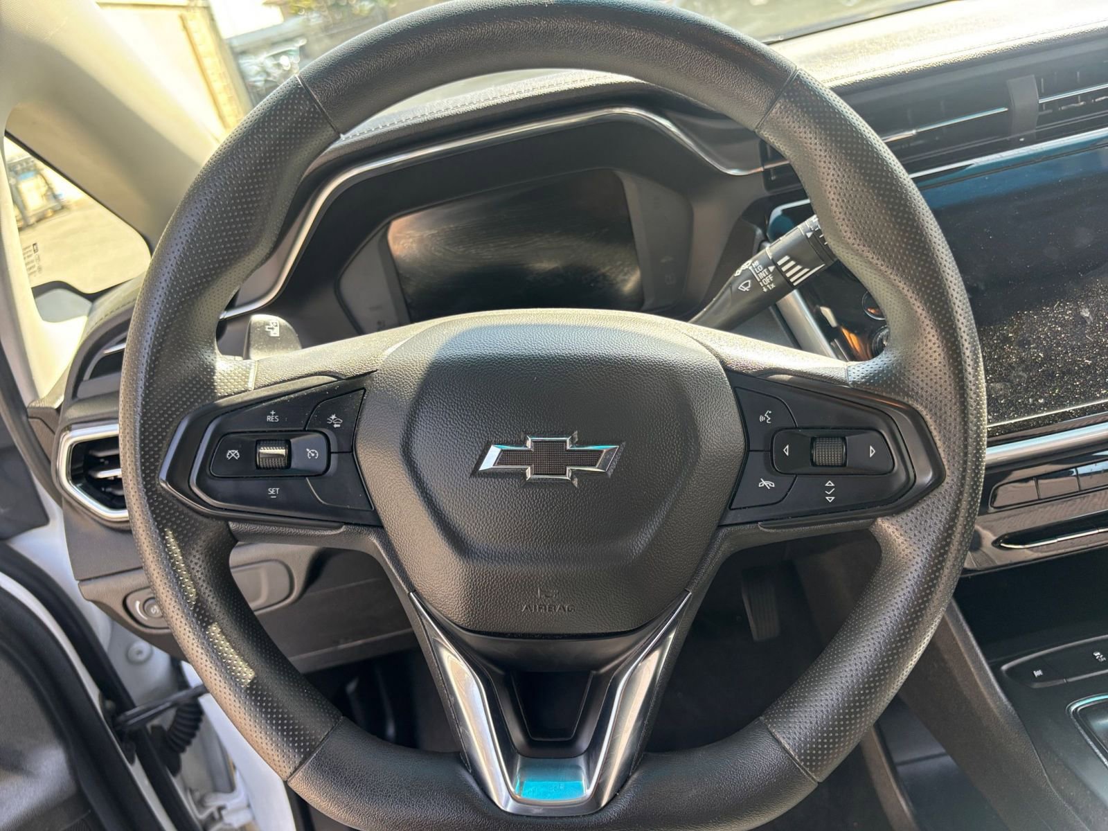 Thumbnail: 2023 Chevrolet Bolt EV - 32